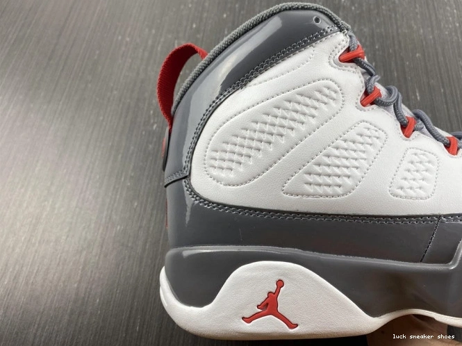 Reps LUCY Red Jordan CT8019-162 9 Fire Air 0704